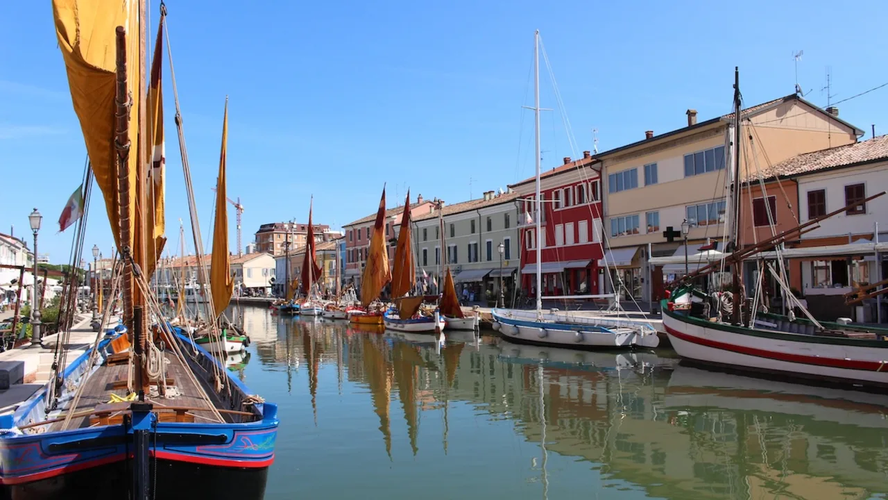 Porto canale di Cesenatico · servizio di riparazione elettrodomestici a domicilio sulla Riviera Romagnola